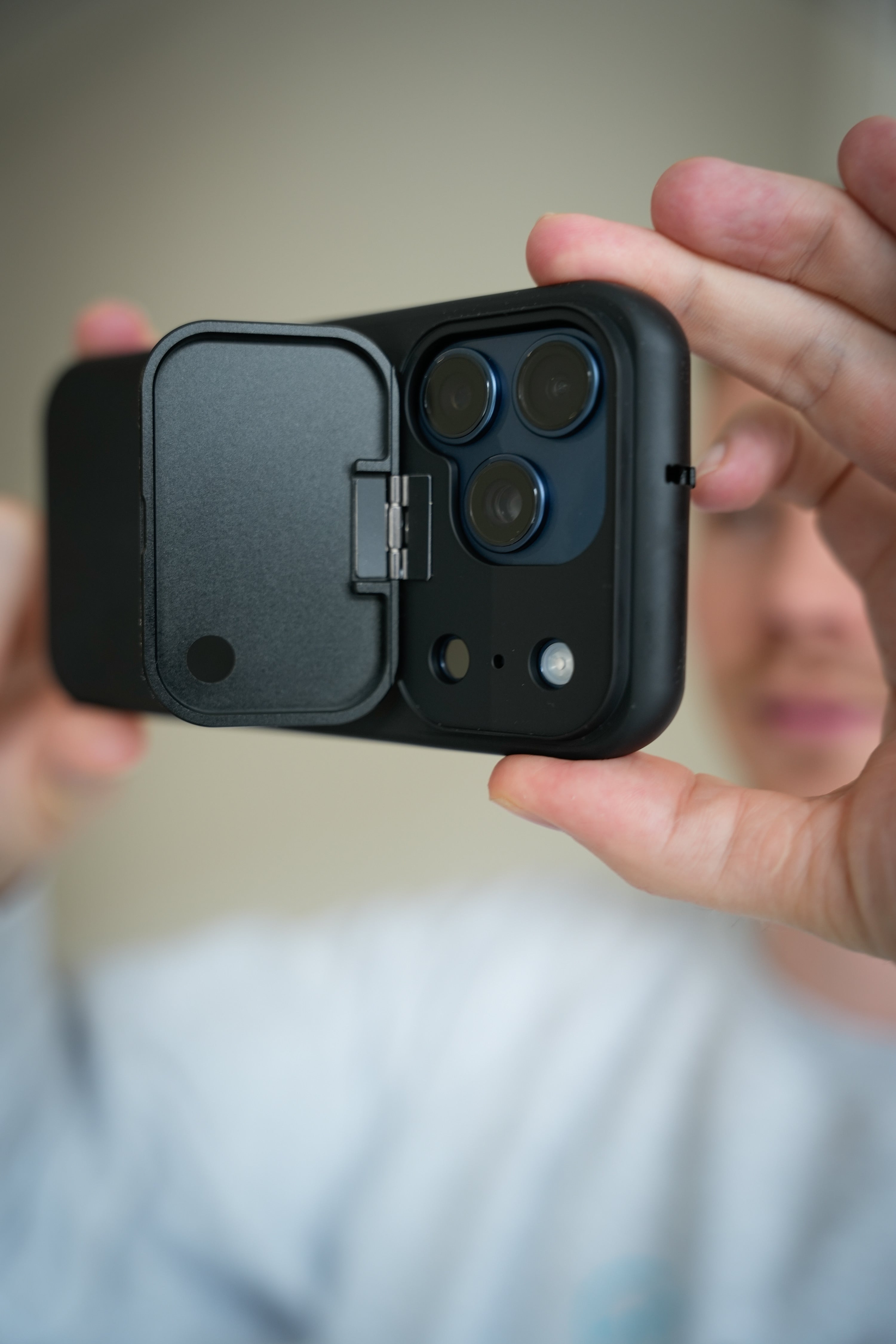 iPhone 17 privacy case with camera cover and lens protector – Spy-Fy